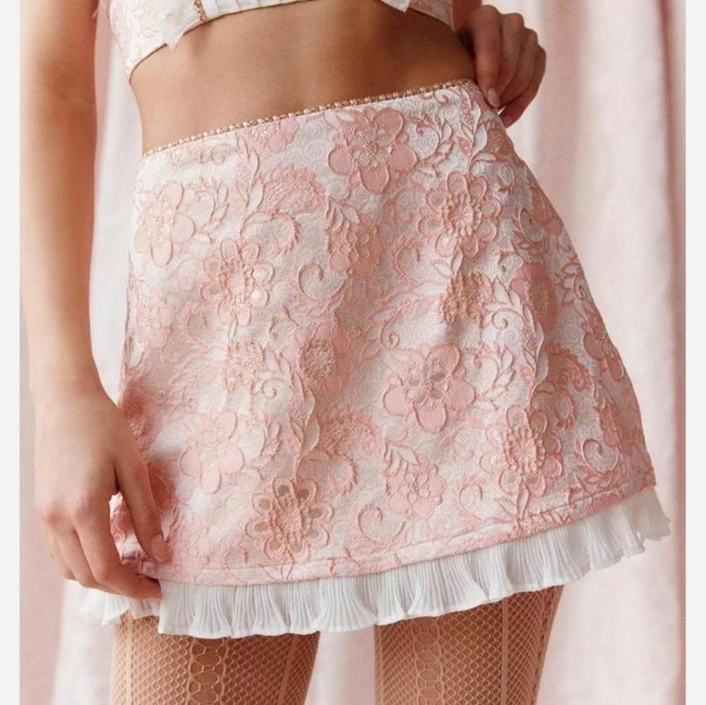 Kimchi Blue Marla Jacquard Ruffle Mini Skirt Size L